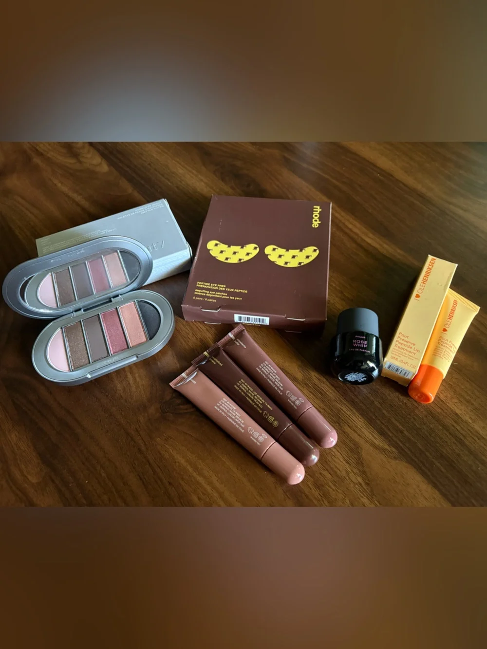Rhode Caramelized Banana Lip Peptide Treatment & Eye Masks Bundle